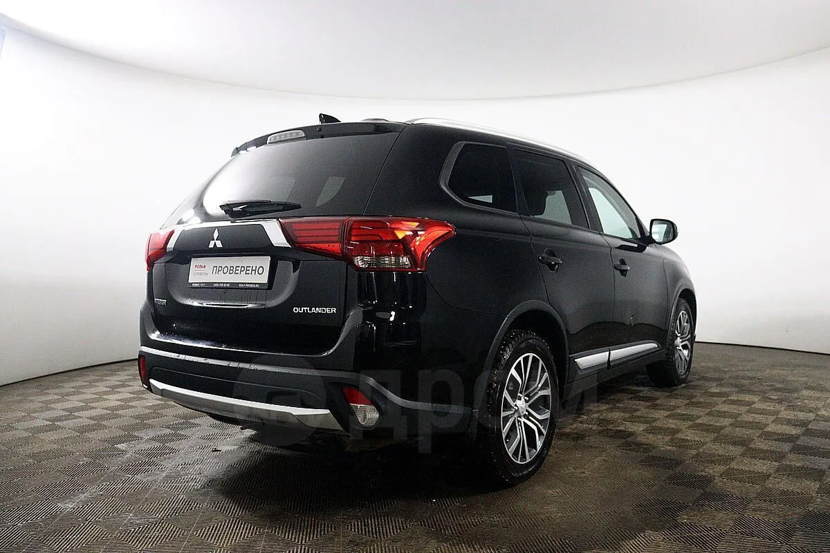 Mitsubishi Outlander Image 5